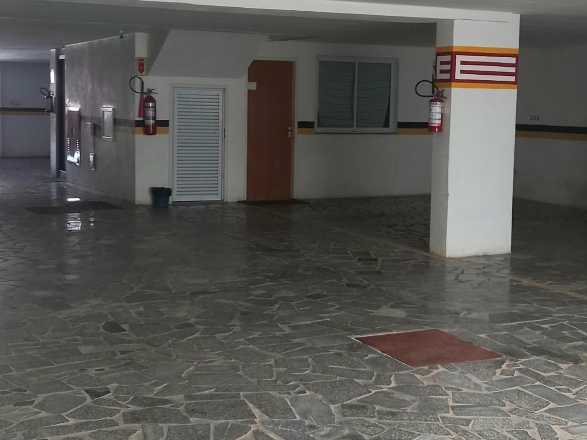 Апартаменти Apartamento A 3 Minutos Da Orla Da Praia Do Morro Гуарапарі Екстер'єр фото